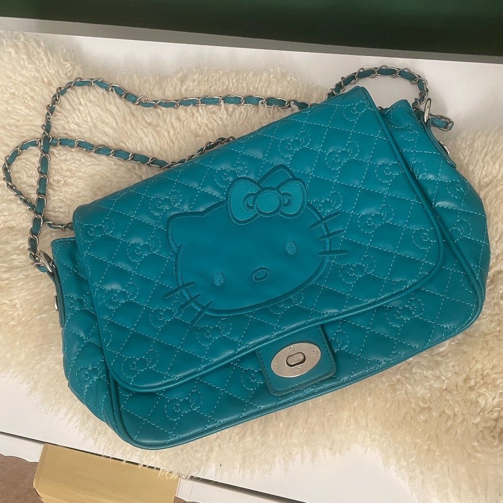 Hello Kitty Pocket Book